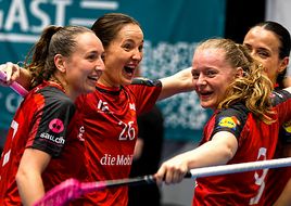 Als Weltmeisterinnen zurück in die Halle: Die Euro Floorball Tour in Gümligen