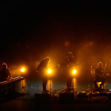 &Aacute;rst&iacute;&eth;ir