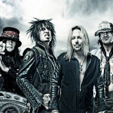 M&ouml;tley Cr&uuml;e