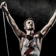 Queen performed by Vipers