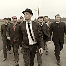 Thorbj&oslash;rn Risager & The Black Tornado