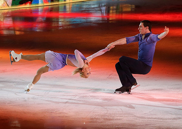 Art on Ice 2019 - Aljona Savchenko & Bruno Massot