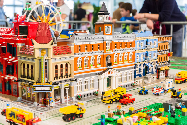 
Bricklive 2018