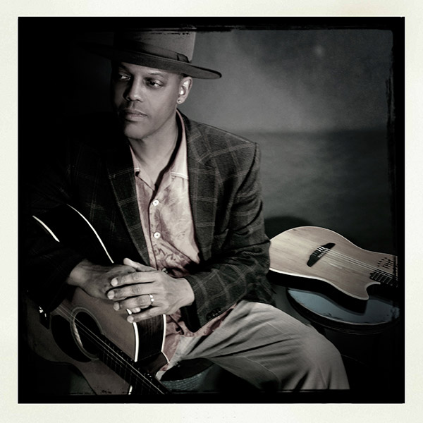 Eric Bibb