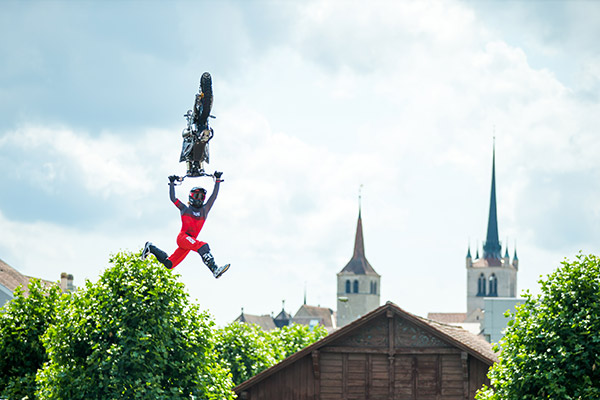 Experience Freestyle Motocross