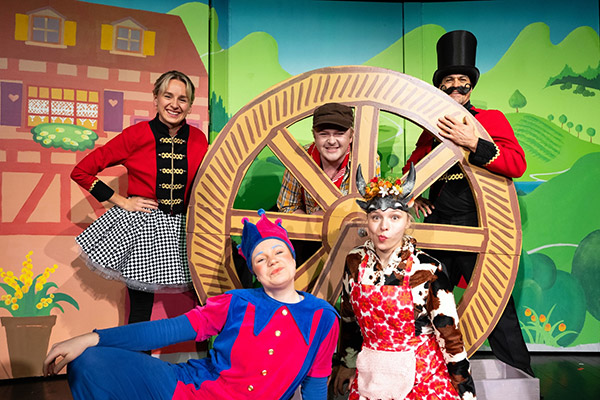 Hans im Gl&uuml;ck - M&auml;rchentheater Fidibus 2024/2025