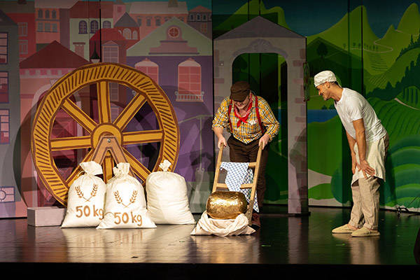 Hans im Gl&uuml;ck - M&auml;rchentheater Fidibus 2024/2025