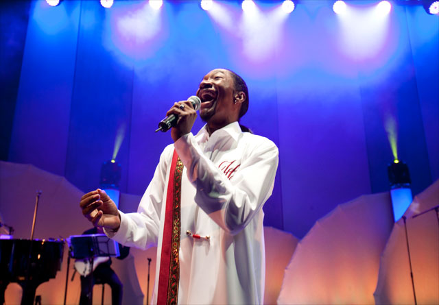 The Harlem Gospel Singers Show 2011