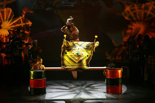 Mother Africa &minus; Circus der Sinne