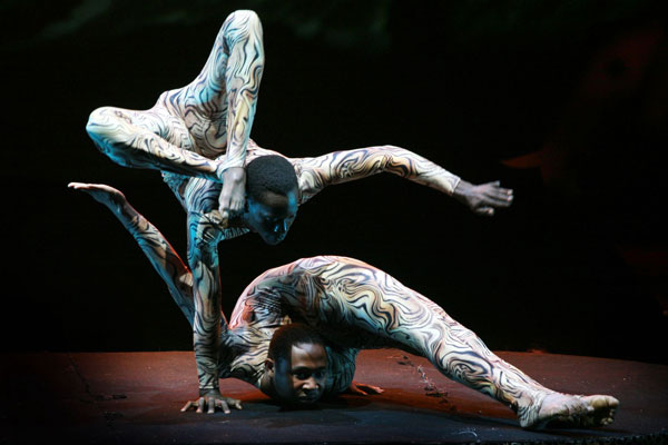 Mother Africa &minus; Circus der Sinne