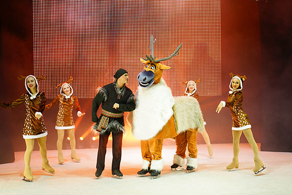 Music Show on ice with highlights of Frozen 1 & 2