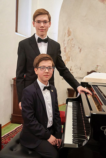 Oleksandr & Roman Fediurko