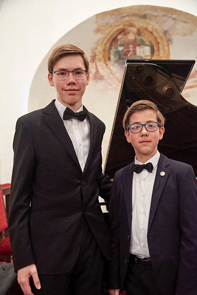 Oleksandr & Roman Fediurko