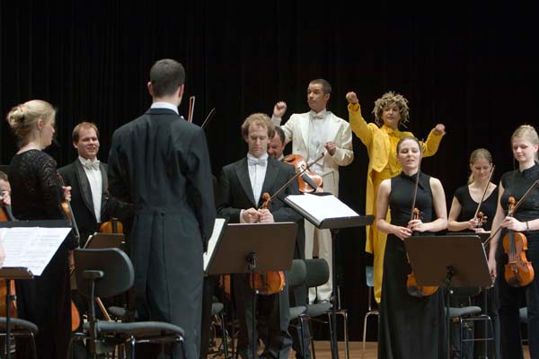 Vorpremiere Mythenforum Schwyz - &copy;  Bernhard Fuchs