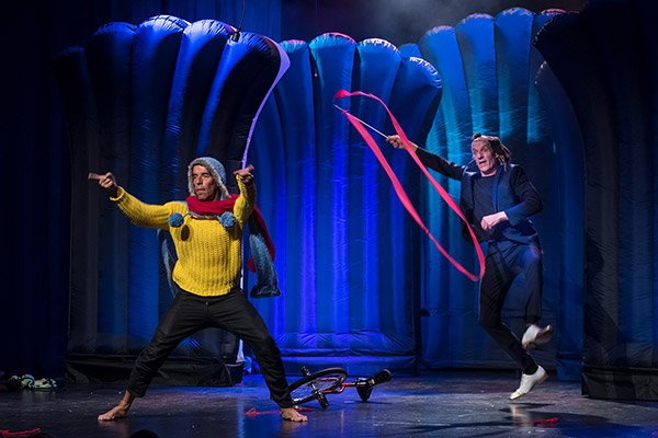 Chaostheater Oropax - Faden&Beigeschmack