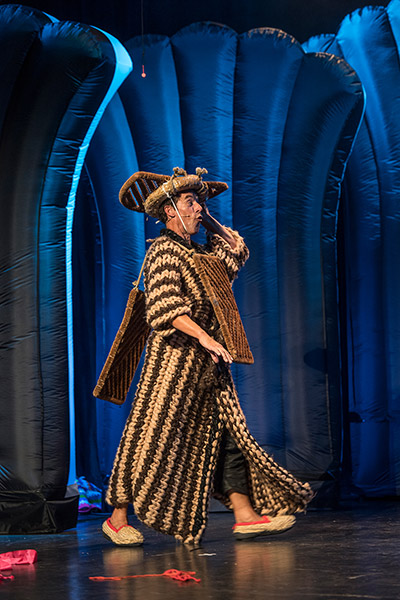 Chaostheater Oropax - Faden & Beigeschmack