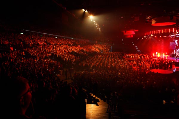 SkyDance - Standing Ovations