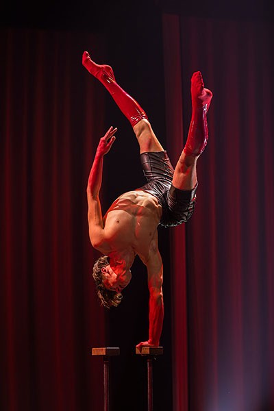 YOUNG STAGE - International Circus Festival 2024 