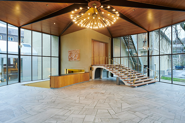 Kurtheater Baden Sachs-Foyer