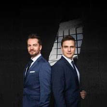 Alexander Stevens & Constantin Schreiber